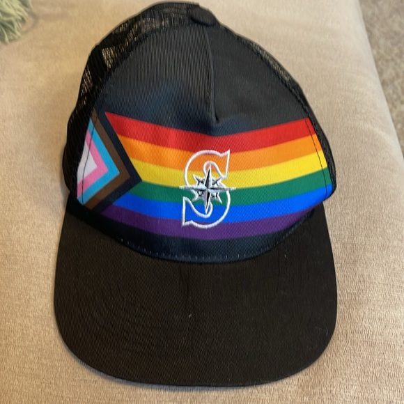 Seattle Mariners Pride Night Rainbow Baseball Hat Snap Back Trucker Cap … - Picture 1 of 7